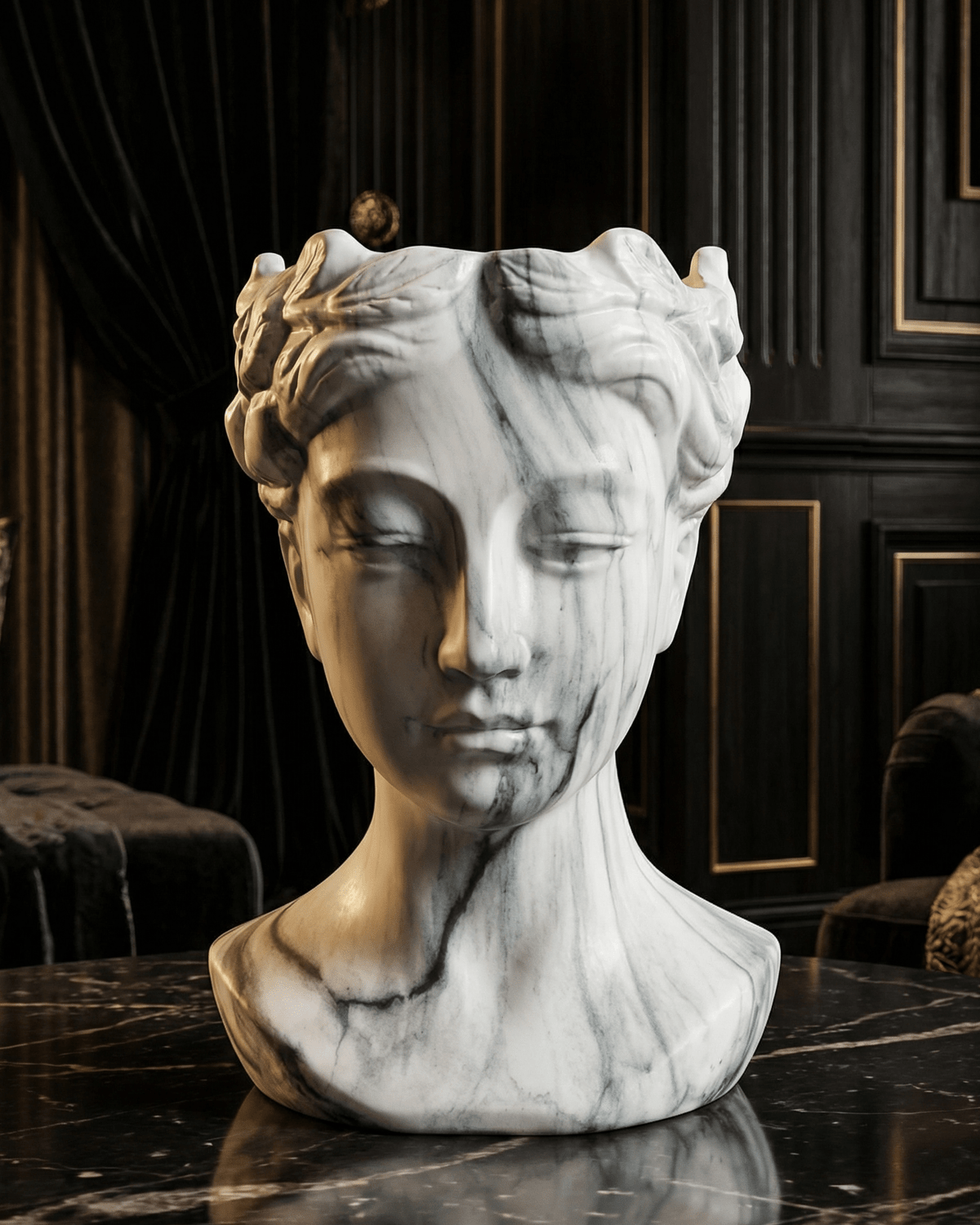 Divina porcelain vase with hand-painted marble veining